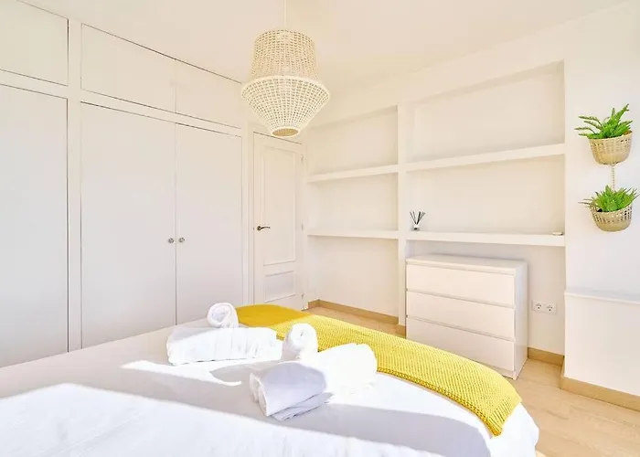 El Mirador De By Keyhom Plasencia